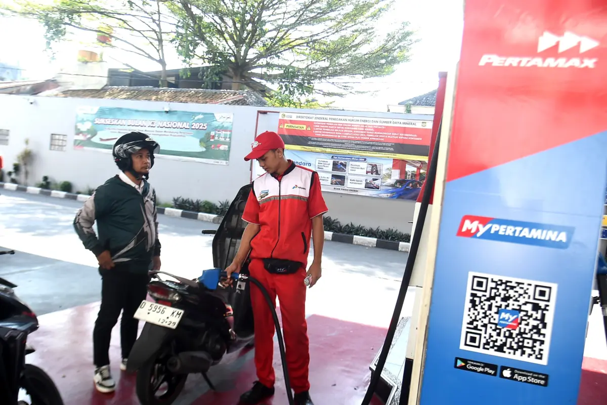 Kenaikan Harga Pertamax Dikeluhkan Warga Bandung, Pengemudi Ojol Khawatir Biaya Hidup Ikut Merangkak Naik – jabarekspres.com