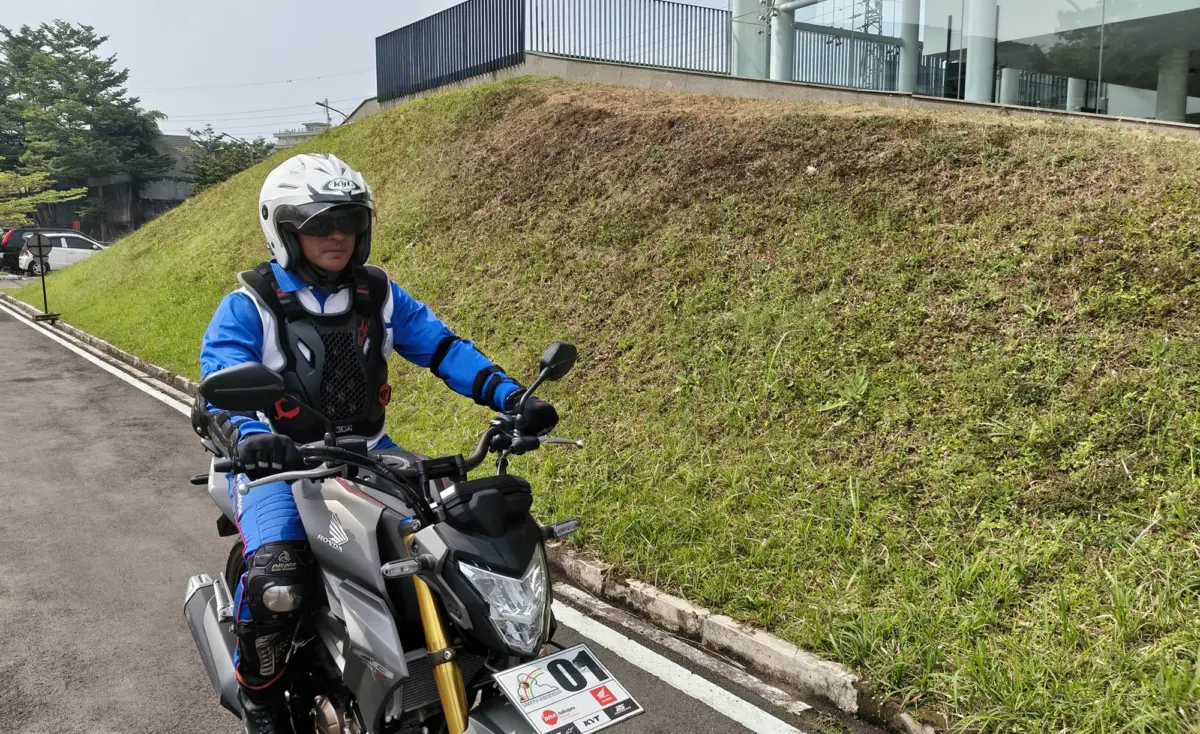 Pentingnya Chest Protector sebagai Perlindungan Tambahan Saat Berkendara Jarak Jauh – jabarekspres.com