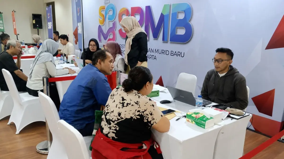 Pelaksanaan Sistem Penerimaan Murid Baru ( SPMB ) kembali menekankan pentingnya pemanfaatan teknologi digital