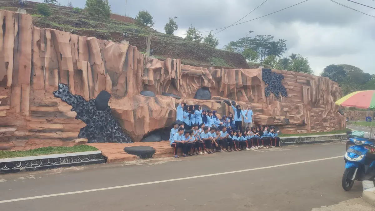 Desa Sukamulya Berubah Wajah, Kini Jadi Destinasi Estetik di Ciamis Desa Sukamulya Berubah Wajah, Kini Jadi Destinasi Estetik di Ciamis