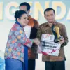 Ahmad Luthfi Antarkan Jawa Tengah Raih Penghargaan Pengendalian Inflasi dari Kemendagri