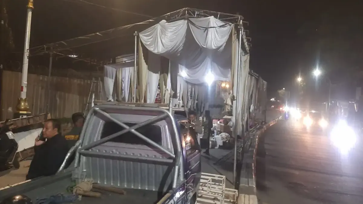 Viral Tenda Hajatan Tutup Jalan Provinsi di Majalaya, Polisi Minta Segera Dipindahkan