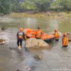 Berenang Saat Ibu Mencuci, Bocah 6 Tahun Hilang Terseret Arus Sungai Cianten Bogor