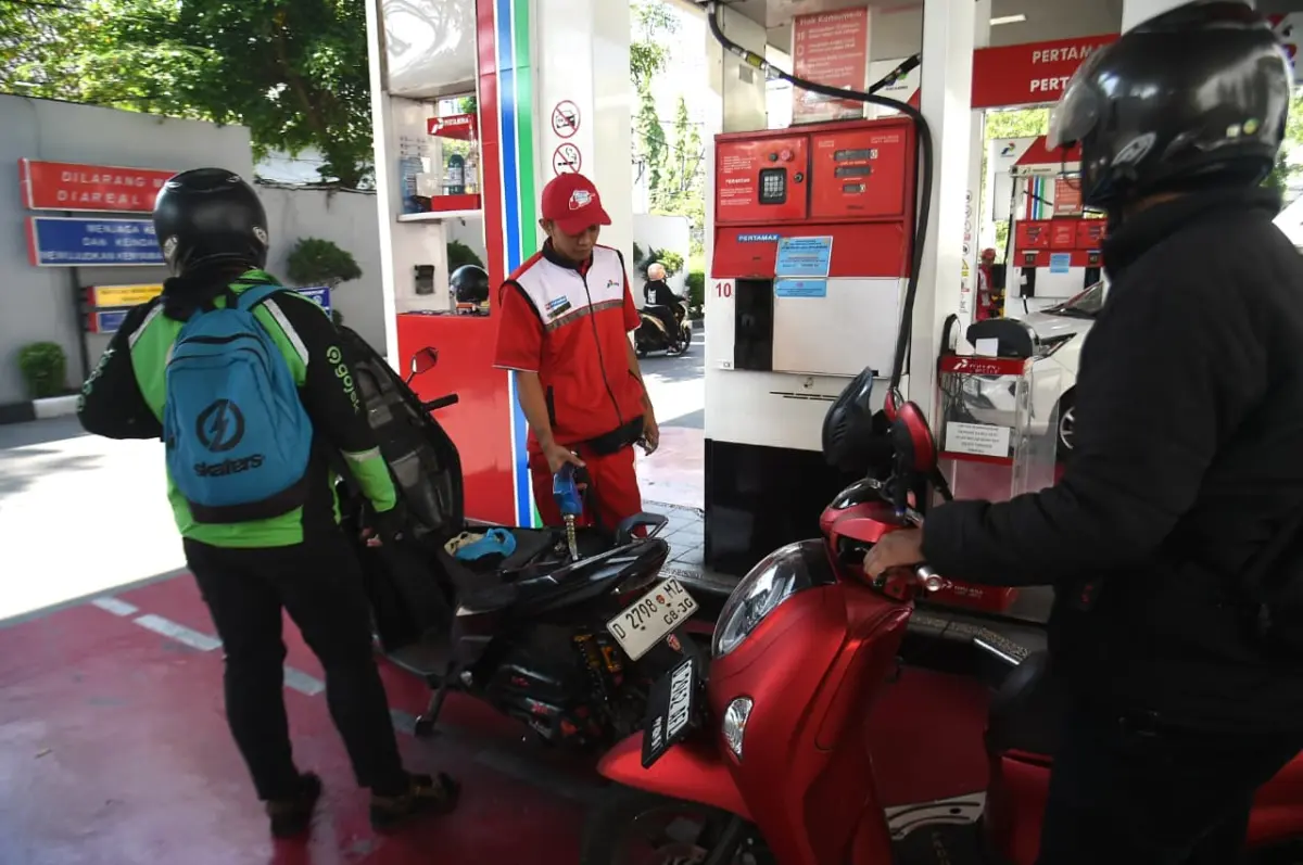 Transportasi Publik Buruk dan BBM Subsidi Salah Sasaran, Kenaikan Pertamax Dinilai Perberat Beban Masyarakat – jabarekspres.com