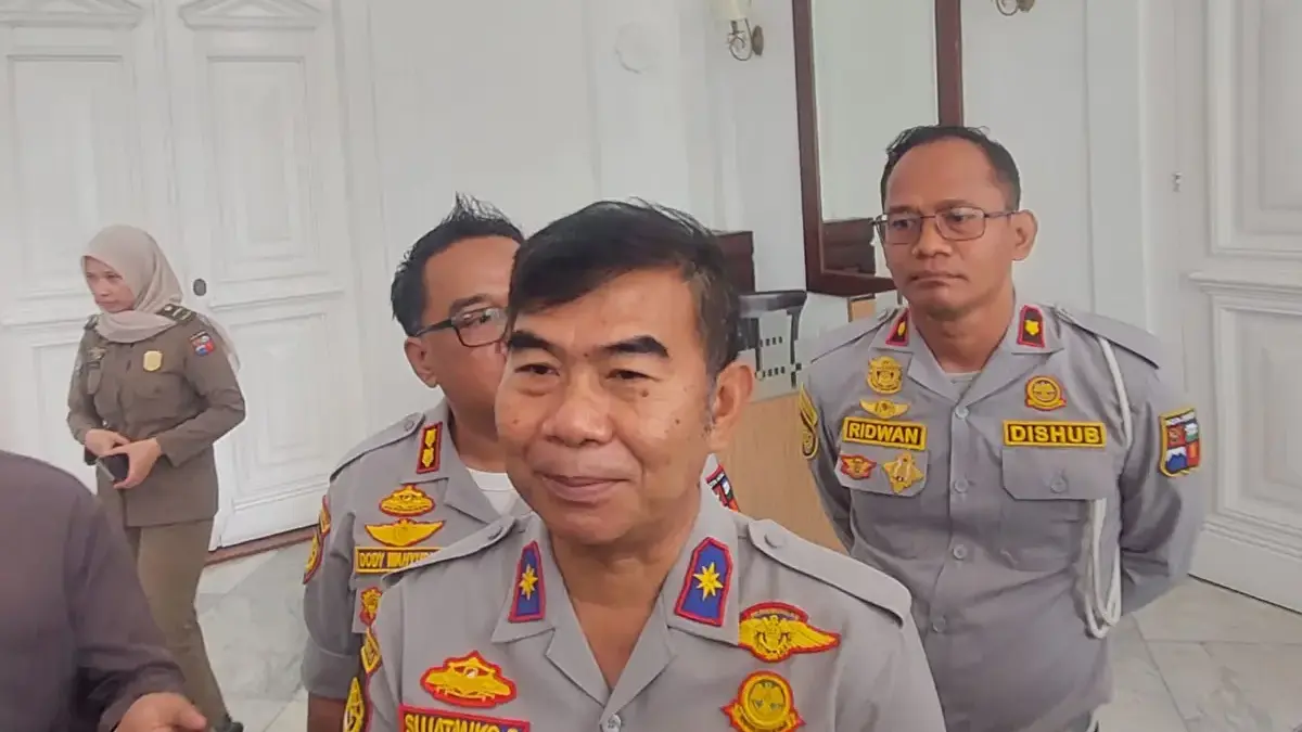 Kepala Dishub Kota Bogor, Sujatmiko Baliarto, saat memberikan keterangannya di Plaza Balai Kota Bogor, Senin (