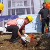Bupati Sumedang, Dony Ahmad Munir ketika melaksanakan groundbreaking Puskesmas DTP baru di lahan dengan luasan