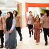 Polres Bogor Ajak 80 Anak Yatim Borong Perlengkapan Sekolah