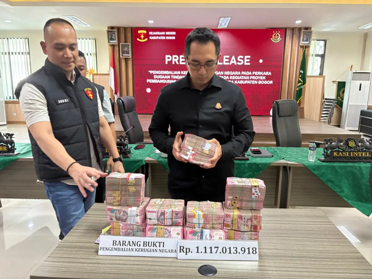Buru Aktor di Balik Dugaan Korupsi RSUD Parung, Kejari Kabupaten Bogor Sita Uang Rp1,1 Miliar – jabarekspres.com