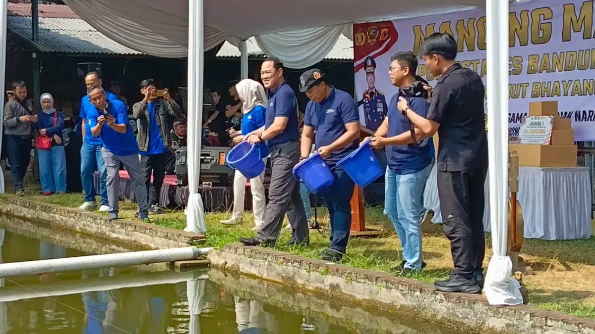Menelisik Kedekatan Polisi dengan Masyarakat Lewat Perlombaan Mancing 