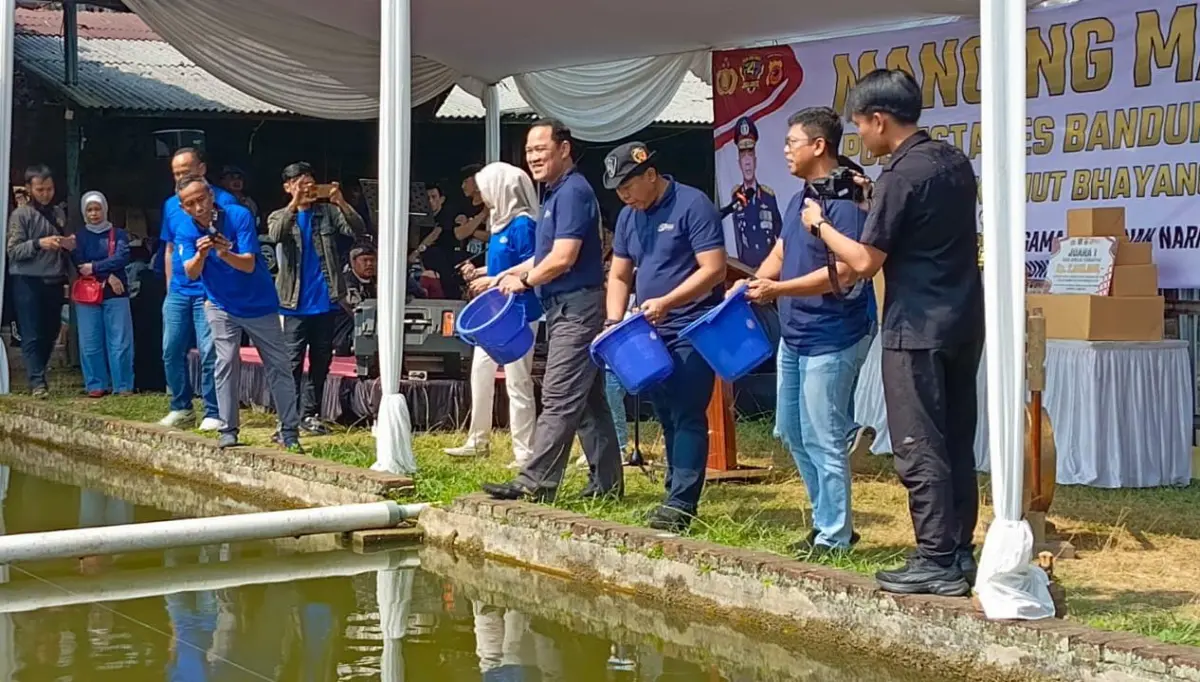 Menelisik Kedekatan Polisi dengan Masyarakat Lewat Perlombaan Mancing  – jabarekspres.com