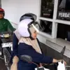 Masyarakat bayar pajak di Samsat Soetta. (Son)