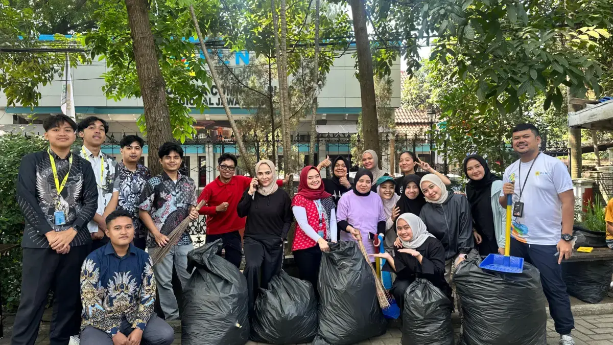 Jumat Bersih Perkuat Budaya Kerja Sehat dan Kolaboratif di PLN Icon Plus Jawa Barat Jumsih
