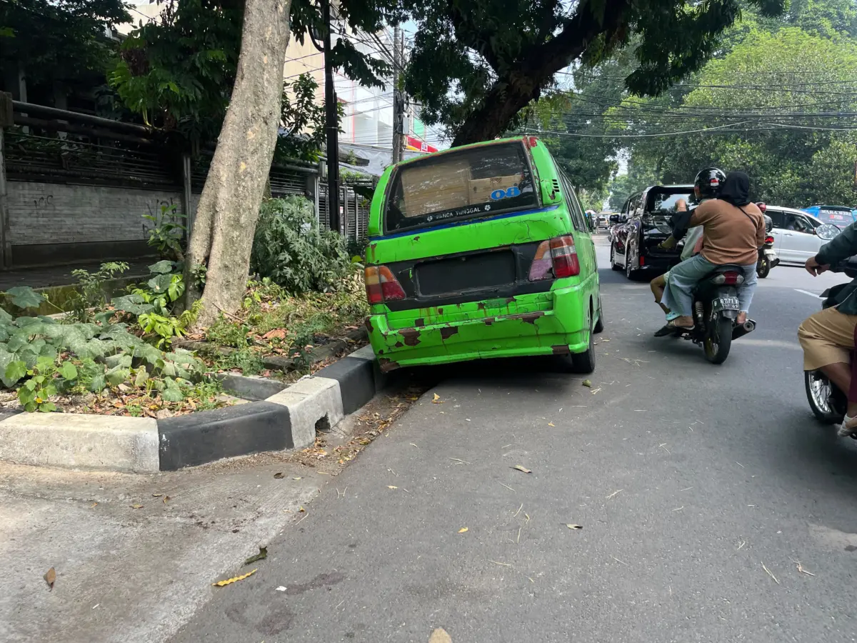 107 Angkot Uzur di Kota Bogor Sukarela Serahkan Berkas, Mulai Diproses Hapus Izin Trayek – jabarekspres.com