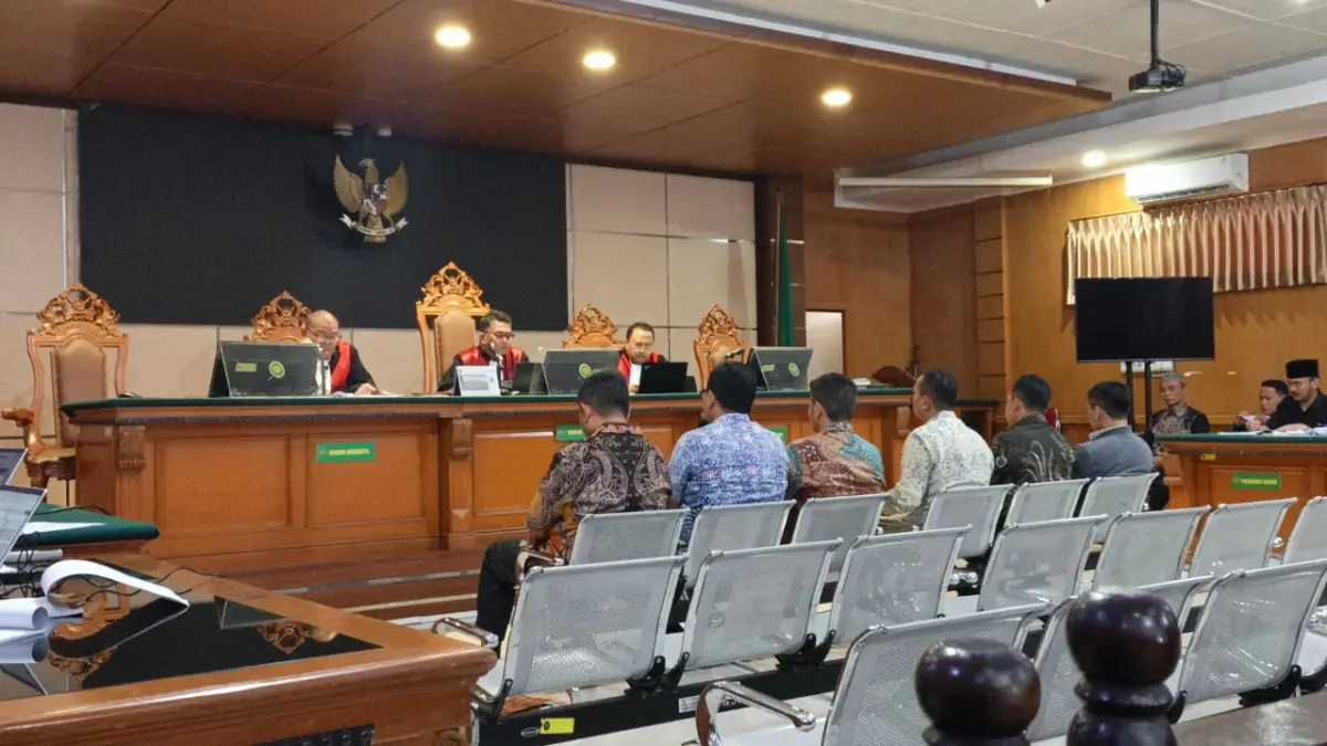 Terungkap di Sidang Korupsi Ijon Proyek Bekasi, Kadisdik Akui Diminta Bupati Ade Kuswara Titipkan Sarjan – jabarekspres.com