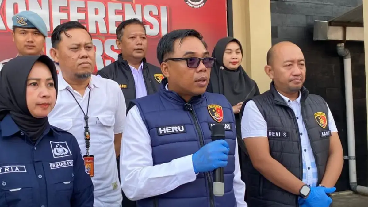 Kasatreskrim Polres Tasikmalaya, AKP Heru Samsul Bahri, saat menggelar ekspose, belum lama ini