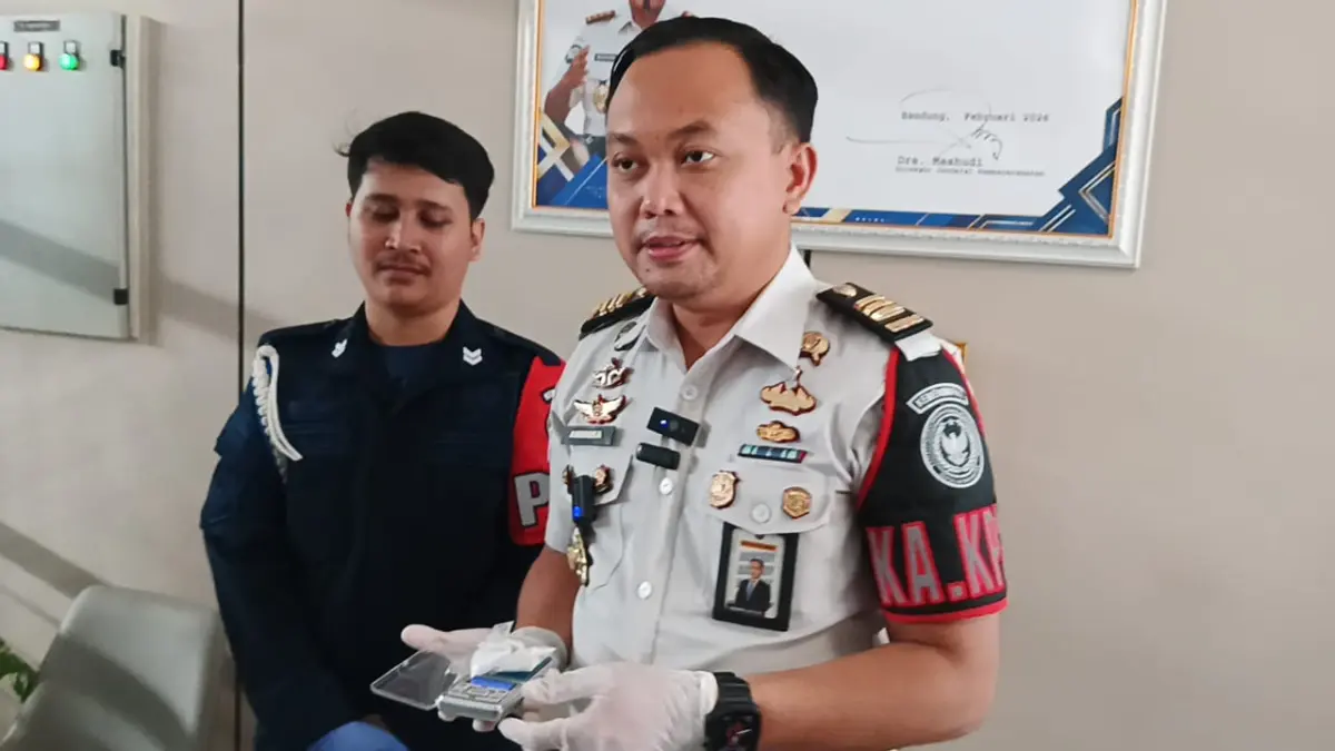 Sabu 19,14 Gram Nekat Diselundupkan Lewat Dubur, Pengunjung Lapas Kelas II A Banceuy Berhasil Diamankan Sabu 19,14 Gram Nekat Diselundupkan Lewat Dubur, Pengunjung Lapas Kelas II A Banceuy Berhasil Diamankan