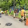 Pekerja proyek mulai mengerjakan perbaikan jalan ruas Ciwatin-Kalapegenep