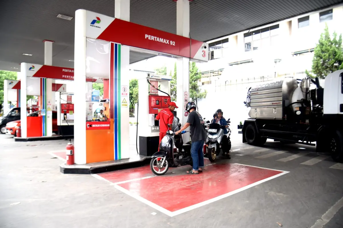 Kenaikan Harga BBM Non-Subsidi Bikin Pemilik Kendaraan 2-Tak Putar Otak hingga Hendak Jual Motor – jabarekspres.com