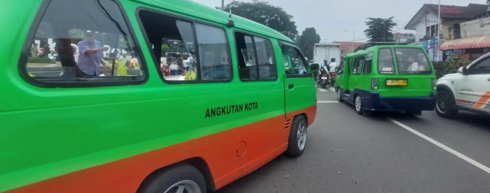 Perwali Batas Usia Angkot 20 Tahun Rampung Difinalisasi, Terbit 15 Juni 2026 – jabarekspres.com