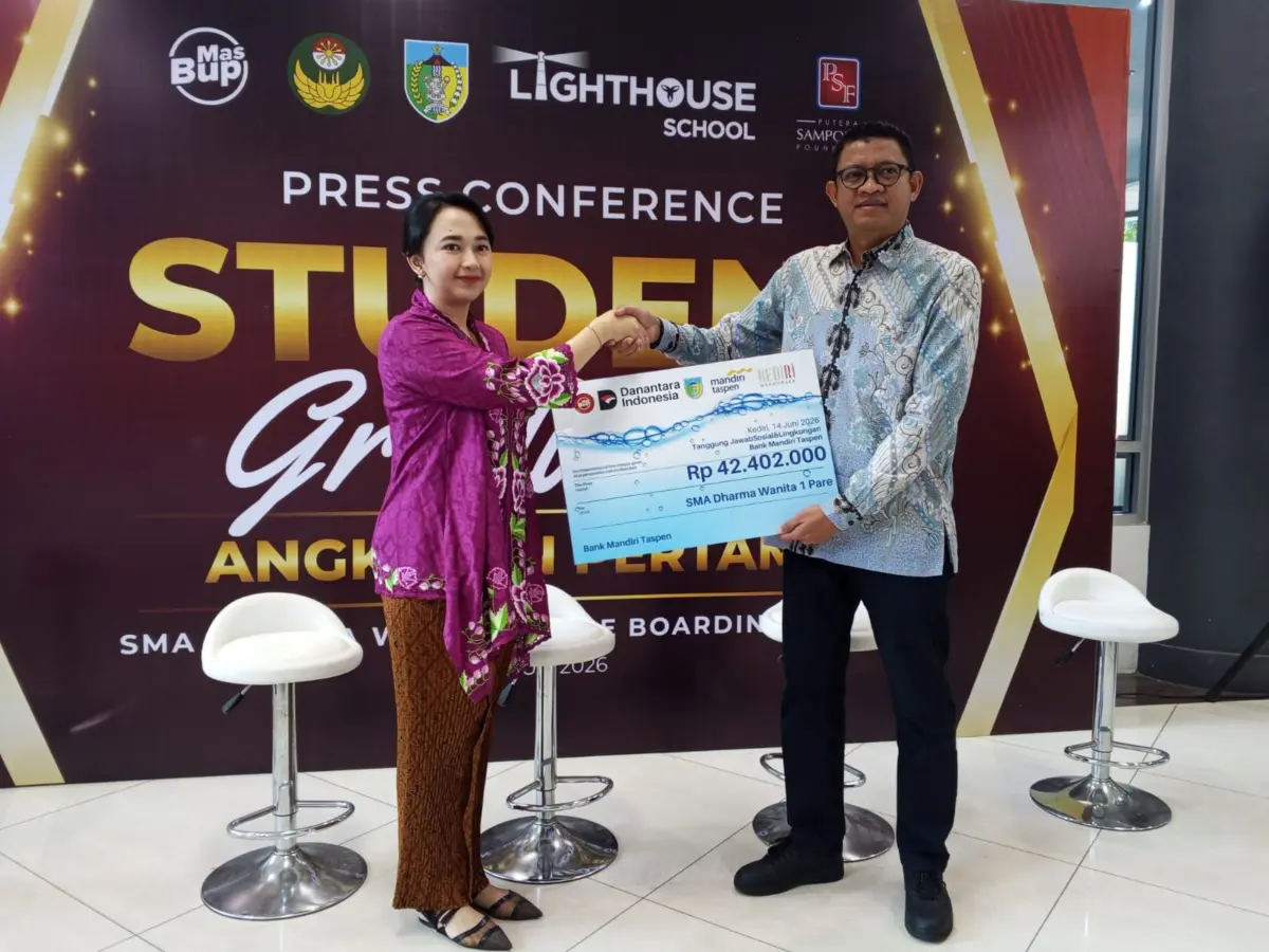 Dukung Kampanye Go Green di Lingkungan Sekolah, Bank Mandiri Taspen Serahkan Bantuan Mesin Air Siap Minum – jabarekspres.com