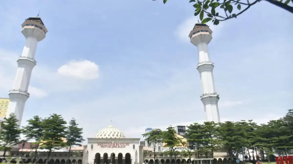 foto ilustrasi Masjid Agung, Kota Bandung. (Sadam/JE)