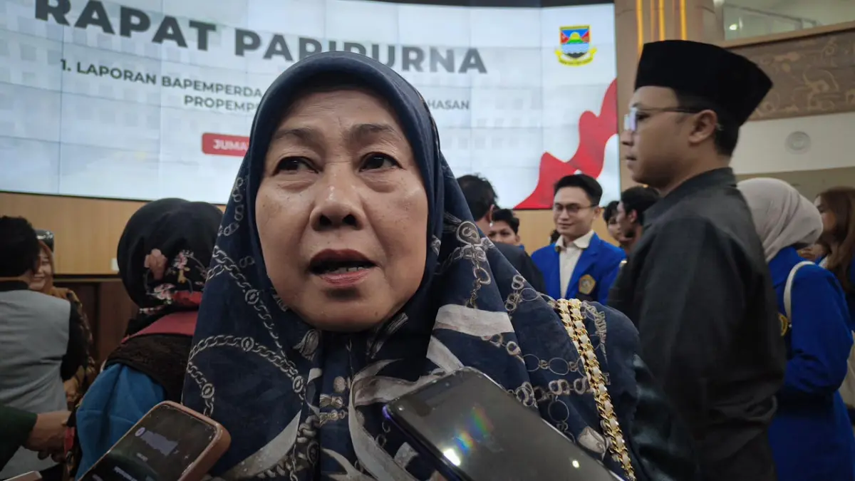 127 Ribu Warga KBB Kehilangan Jaminan Kesehatan, DPRD Minta Data Diverifikasi Ulang Ketua Komisi IV DPRD KBB, Nur Djulaeha saat ditemui di Ngamprah. Dok Jabar Ekspres/Suwitno