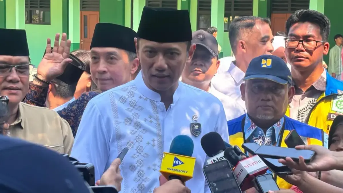 Masuk Program Prioritas Presiden Prabowo, AHY: Renovasi MTsN 1 Kota Bogor Capai 95 Persen Menteri Koordinator Bidang Infrastruktur dan Pembangunan Kewilayahan Republik Indonesia, Agus Harimurti Yudhoy