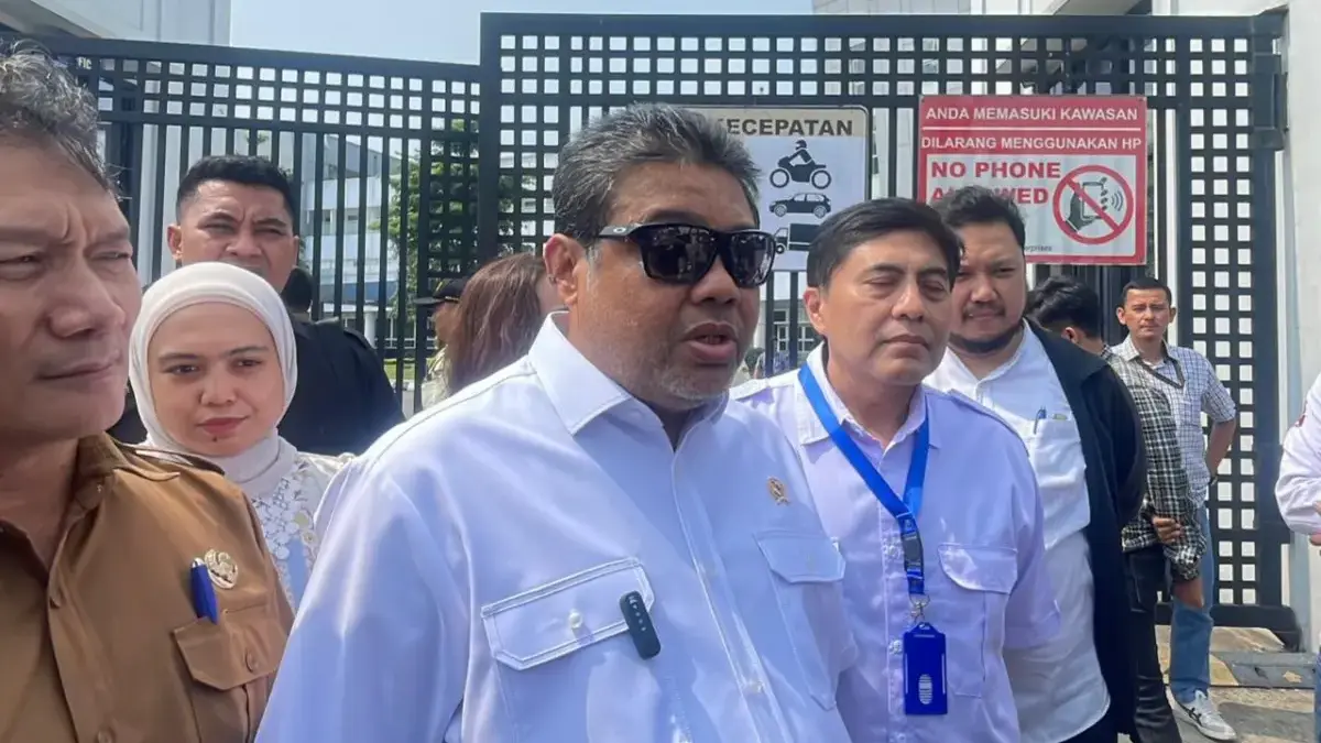 Said Iqbal: PT Fengtay Tegaskan Tidak Ada PHK, Hanya Sistem Suspend Bergilir Said Iqbal: PT Fengtay Tegaskan Tidak Ada PHK, Hanya Sistem Suspend Bergilir