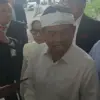 Gubernur Jabar Dedi Mulyadi usai mengunjungi korban penyekapan dan penganiayaan yang terjadi di Kabupaten Ban