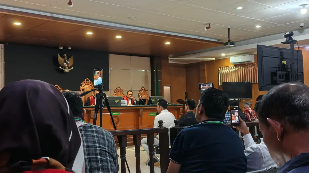 Fakta Baru Terungkap, Saksi Sebut Terdakwa Minta Pinjaman Rp8 Miliar dalam Kasus Dugaan Ijon Proyek di Bekasi – jabarekspres.com