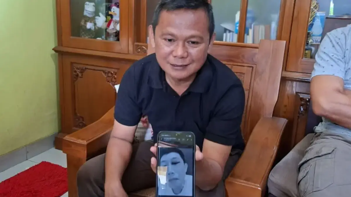 Kerabat Ungkap Detik-detik Taufik Hidayat Menyerahkan Diri, Sebut Tak Pernah Melihat Gelagat Mencurigakan
