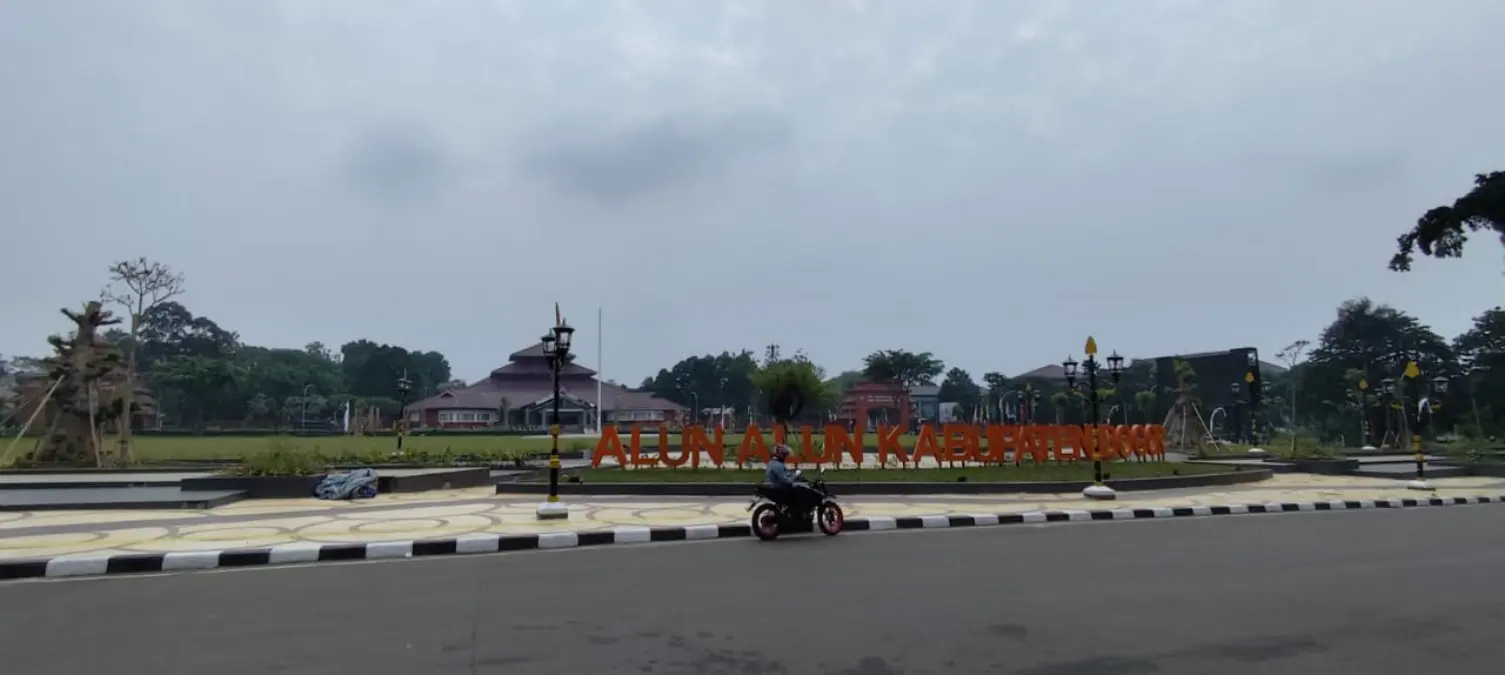 Target Kado HJB Meleset, Pemkab Bogor Selesaikan Finishing Alun-alun Tegar Beriman – jabarekspres.com