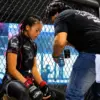 Salahsatu atlet IBCA MMA Kabupaten Tasikmalaya saat bertarung pada gelaran Temu Tarung Garut