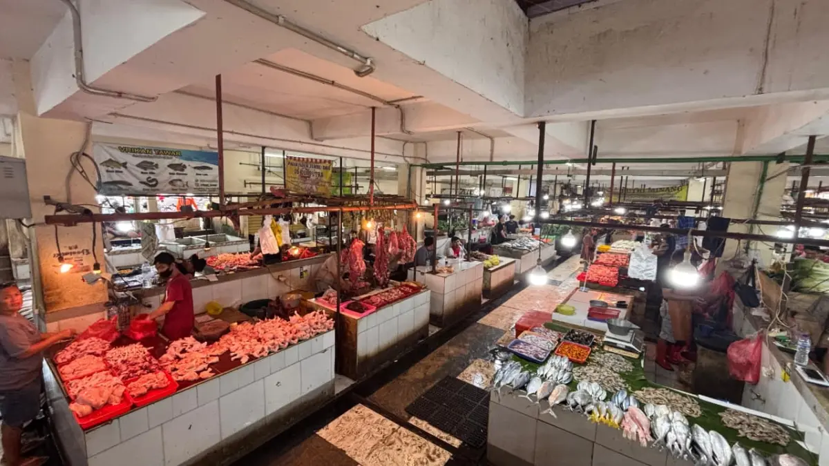 Area lantai satu Pasar Jambu Dua Kota Bogor di Pasar Jambu Dua Bogor yang merupaka area khusus pedagang basah