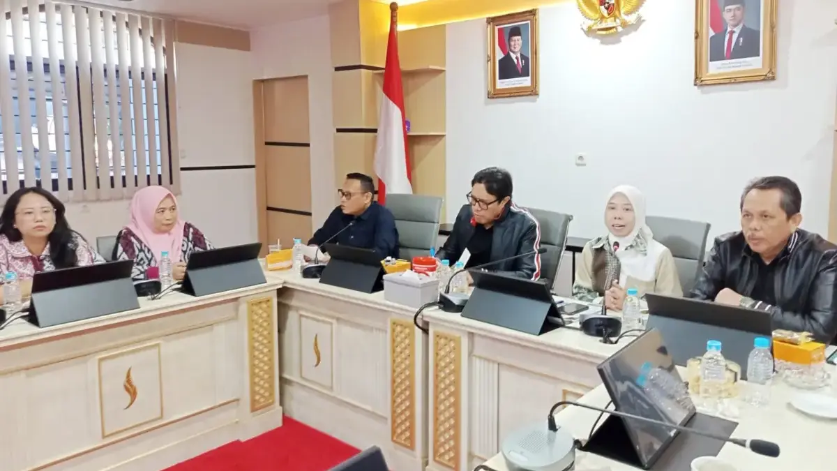 Sengkarut SPMB, Fraksi PDI Perjuangan Jabar Beri 9 Kritik dan Masukan Sengkarut SPMB, Fraksi PDI Perjuangan Jabar Beri 9 Kritik dan Masukan