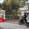 Fasilitas penyeberangan pelican crossing di Kota Bogor, tepatnya berada di depan Gedung Balai Kota Bogor