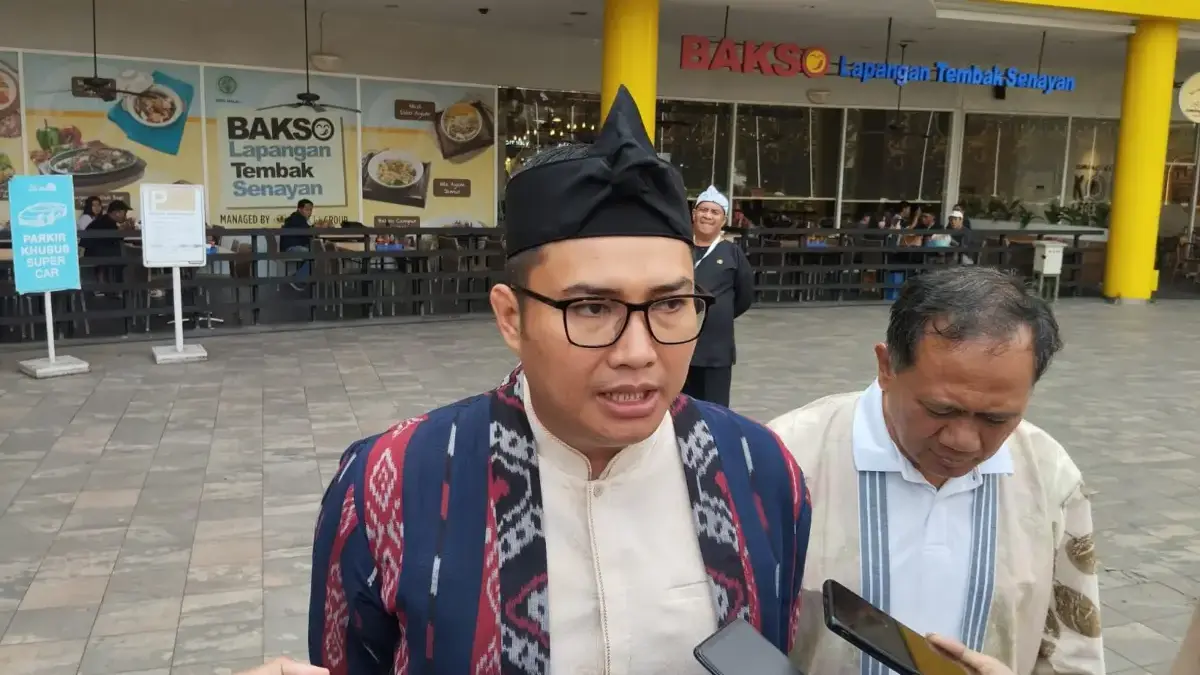 Ketua DPRD Sastra Winara Desak Pemkab Permudah Sertifikasi Halal dan Pembiayaan UMKM Ketua DPRD Sastra Winara Desak Pemkab Permudah Sertifikasi Halal dan Pembiayaan UMKM