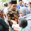 Bupati Bandung Dadang Supriatna mengapresiasi penyelenggaraan Pesta Rakyat yang digagas Anggota DPR RI Asep Ro