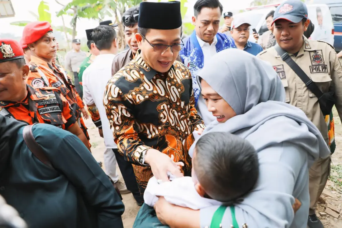KDS Apresiasi Kolaborasi DPR RI Hadirkan Khitanan Massal, Pasar Murah, dan Layanan Kesehatan Gratis di Ciparay – jabarekspres.com