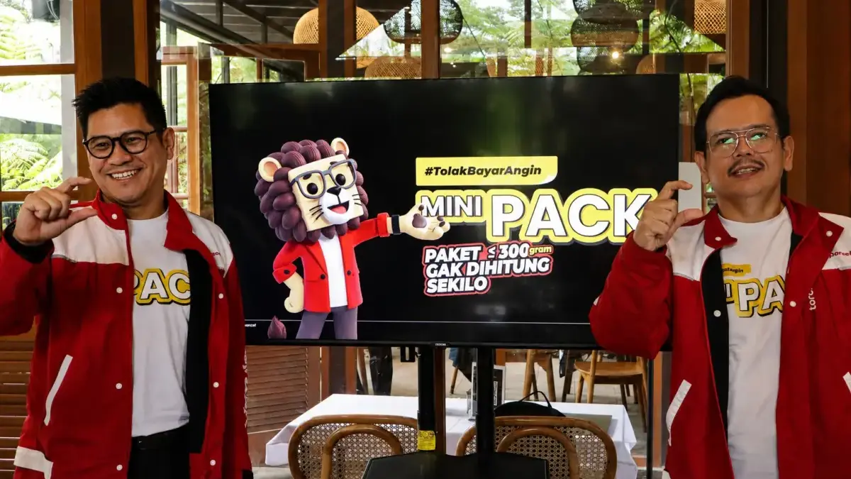 Lion Parcel Luncurkan MINIPACK, Pelaku UMKM Bandung Kini Tak Perlu Lagi “Bayar Angin” untuk Kirim Paket Ringan