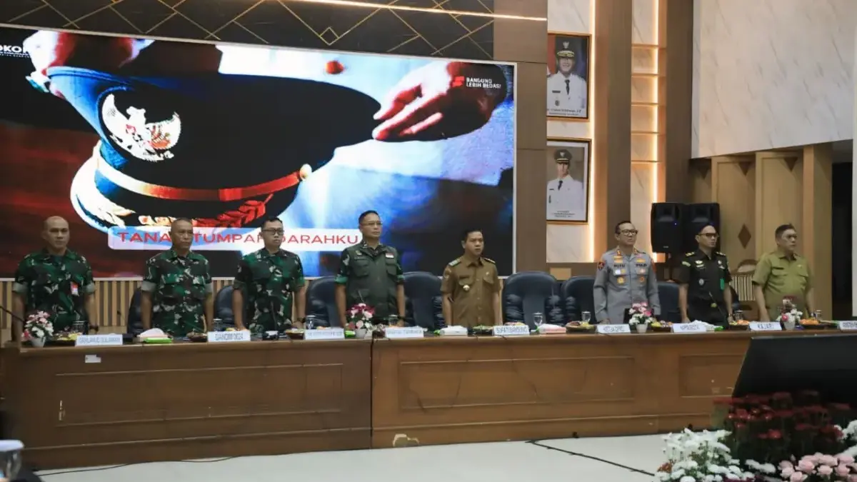 KDS Minta Semua Pihak Bergerak Atasi Sampah dan Cegah Banjir KDS Minta Semua Pihak Bergerak Atasi Sampah dan Cegah Banjir