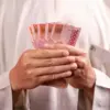Skema Bansos Baru Tak Kurangi Program Perlindungan Sosial, Benarkah?