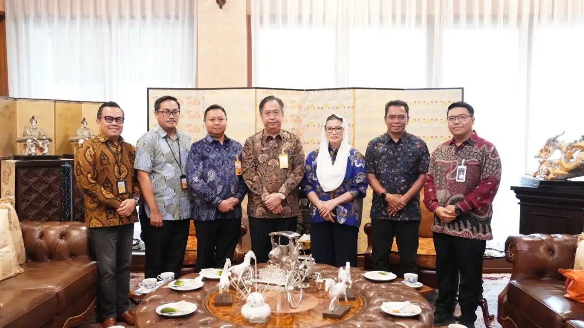 Bank Mandiri Taspen dan PT Taspen Serahkan Santunan kepada Ahli Waris Almarhum Rahmad Gobel Penyerahan Santunan oleh PT Taspen dan Bank Mandiri Taspen kepada Ahli Waris Almarhum Rahmad Gobel