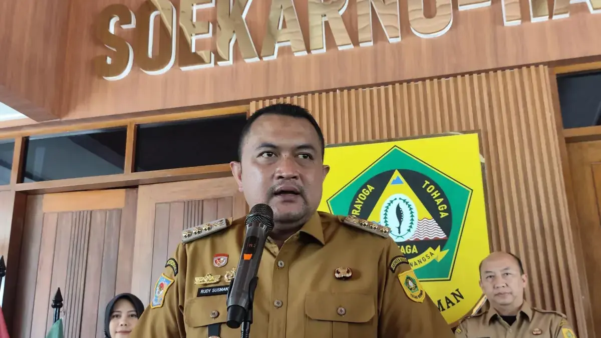 Lindungi Generasi Muda dari Ancaman LGBT, Bupati Bogor Rudy Susmanto Siapkan Aturan Baru Lindungi Generasi Muda dari Ancaman LGBT, Bupati Bogor Rudy Susmanto Siapkan Aturan Baru