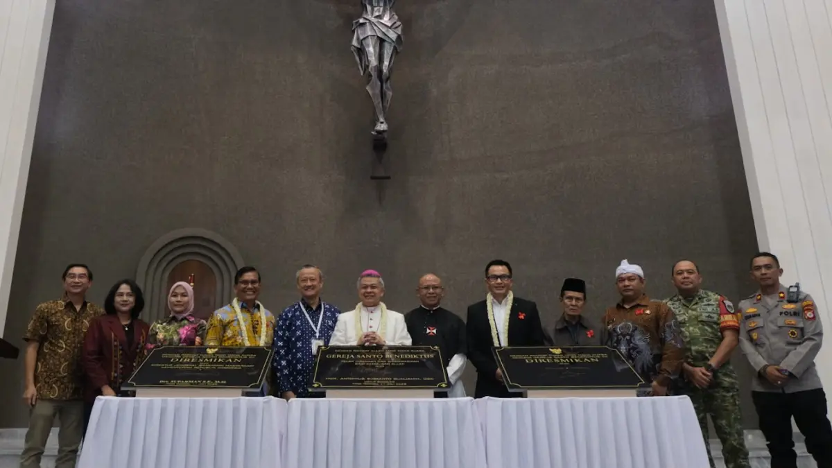 Dari Ruang Kelas ke Gereja Permanen, Perjalanan Santo Benediktus Layani Ribuan Umat Dari Ruang Kelas ke Gereja Permanen, Perjalanan Santo Benediktus Layani Ribuan Umat