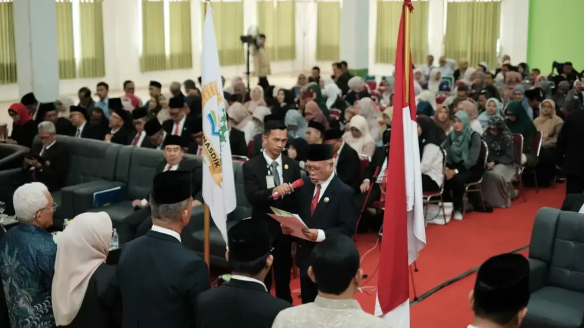 Komnasdik: Transformasi Digital Jadi Kunci Lahirkan Generasi Emas, Guru Diminta Terus Berinovasi Komnasdik: Transformasi Digital Jadi Kunci Lahirkan Generasi Emas, Guru Diminta Terus Berinovasi