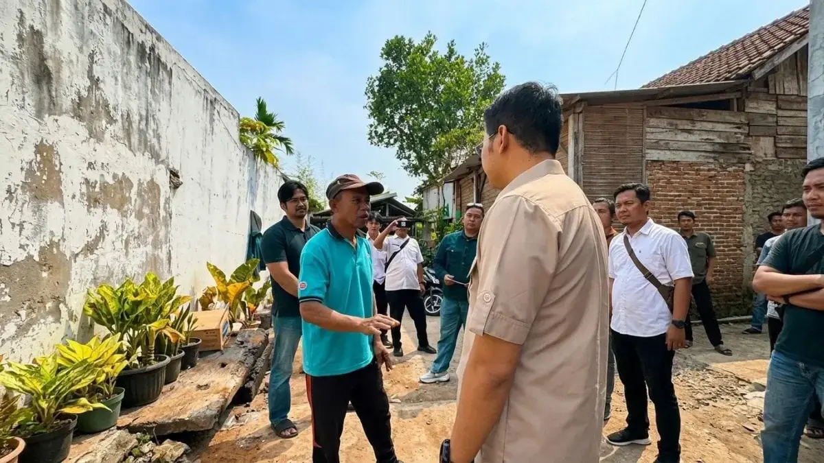 Wawalkot Cimahi, Adithia Yudhistira Soroti Kawasan Belakang RSUD Wijaya Mulya yang Kumuh Wawalkot Cimahi, Adithia Yudhistira Soroti Kawasan Belakang RSUD Wijaya Mulya yang Kumuh