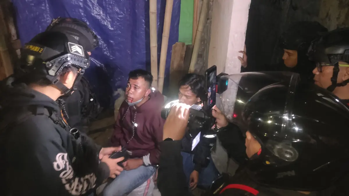 Nekat Beraksi di Wilayah Astanaanyar, 2 Terduga Pelaku Curanmor Berhasil Diamankan Nekat Beraksi di Wilayah Astanaanyar, 2 Terduga Pelaku Curanmor Berhasil Diamankan