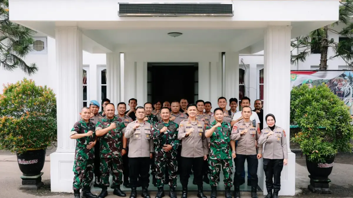 Polres Cimahi dan Kodim 0609 Tegaskan Komitmen Kolaborasi Jaga Harkamtibmas Polres Cimahi dan Kodim 0609 Tegaskan Komitmen Kolaborasi Jaga Harkamtibmas
