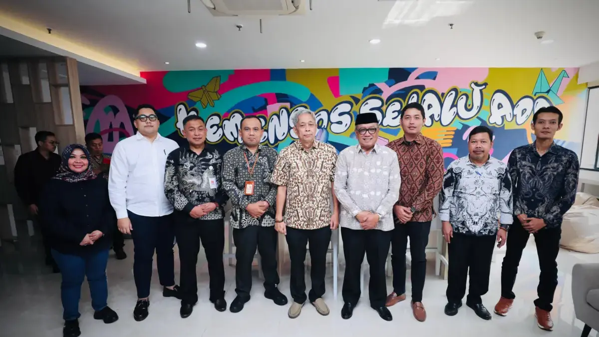 Wali Kota Sudarsono Terus Jemput Bola ke Pusat di Tengah Keterbatasan APBD Wali Kota Banjar Ir H sudarsono bersama bertemu dengan pihak Kementerian Sosial untuk jemput program (PPSE) be
